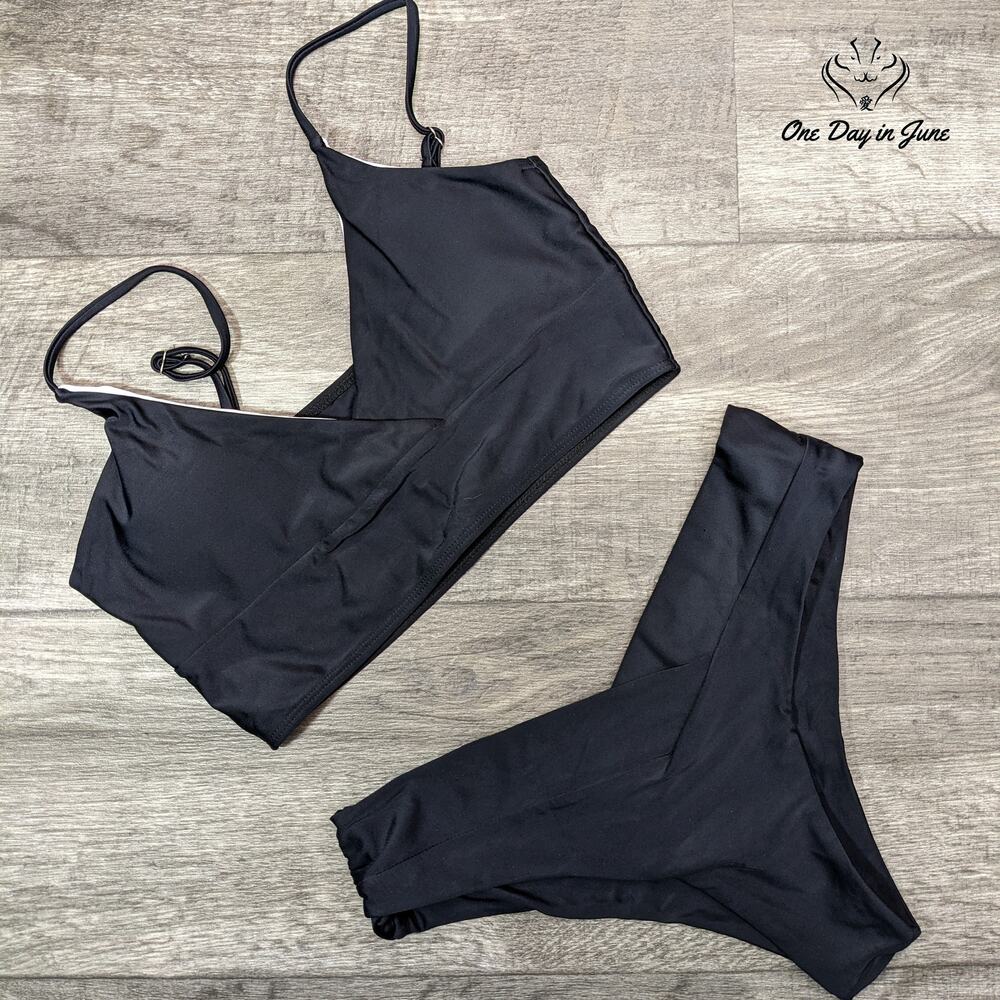 ODIJ Cross Front Bikini Swimsuit Size M